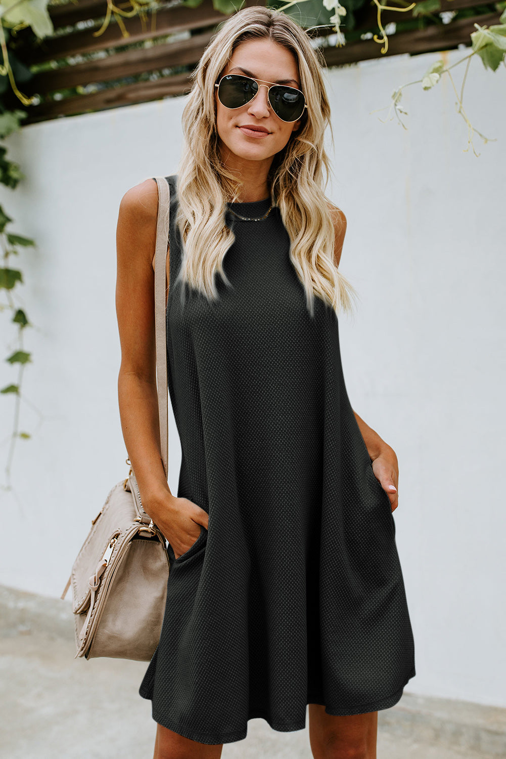 Black Crisscross Cut-out Back Knit Sleeveless Dress 