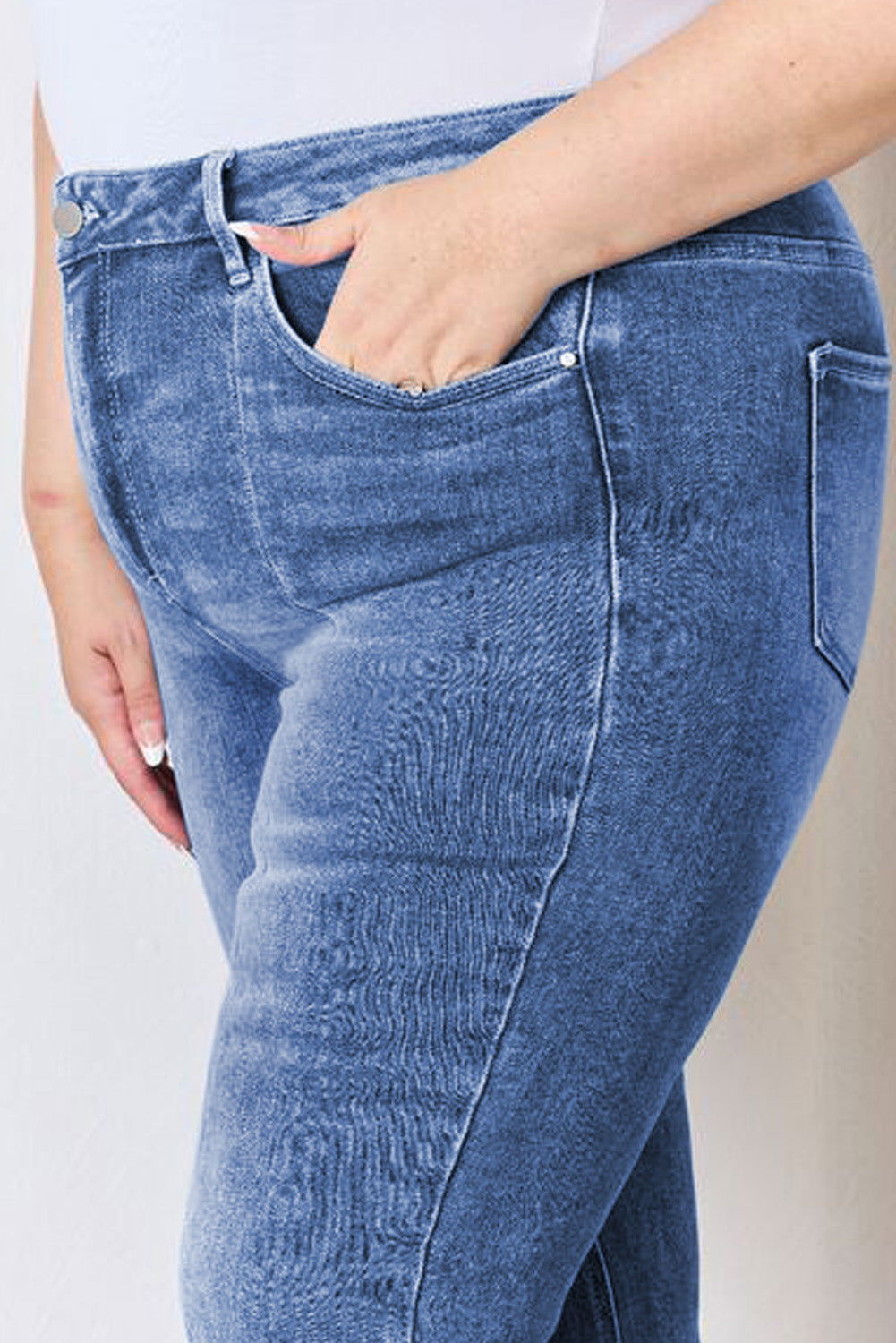 Blue Plus Size Exposed Seam High Waist Flare Jeans - Vesteeto