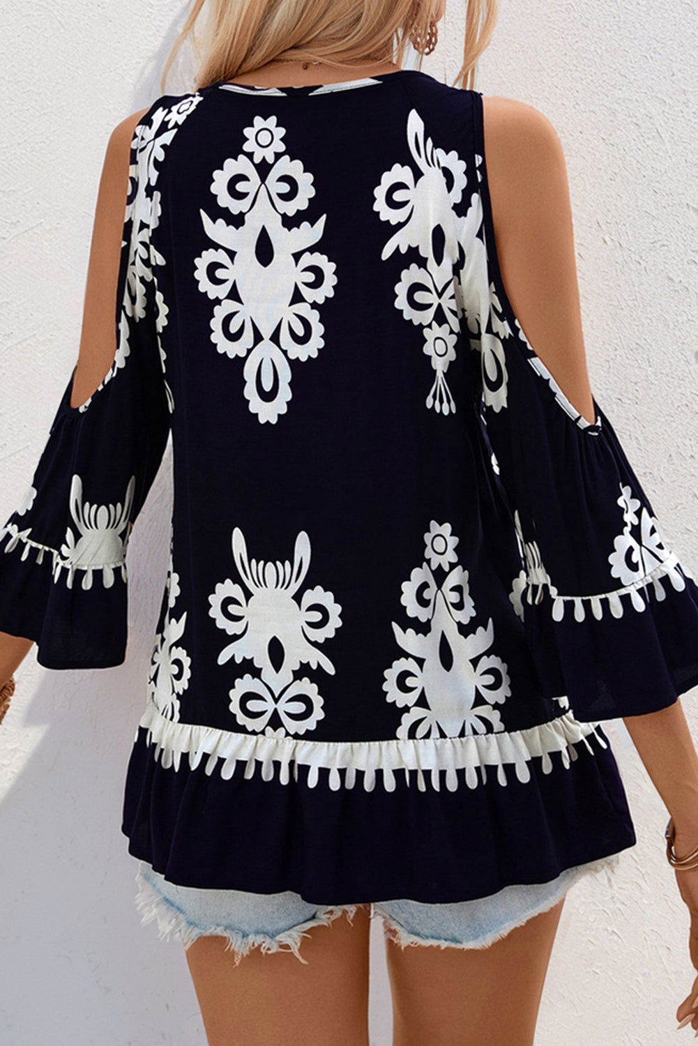 Blue Random Abstract Print Cold Shoulder Tassel Tie Front Boho Blouse - Vesteeto