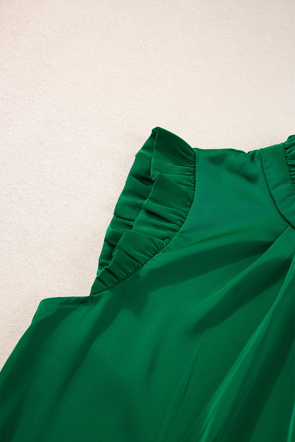 Bright Green Frilled Trim Sleeveless Pleated Blouse - Vesteeto