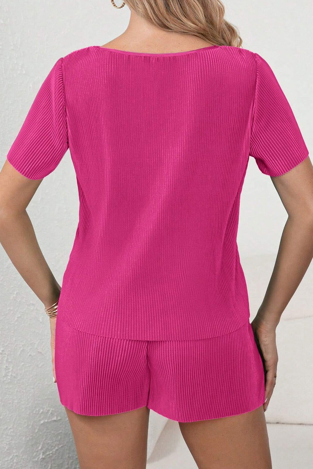 Bright Pink Ribbed Pleated Tee and Pocketed Shorts Set - Vesteeto