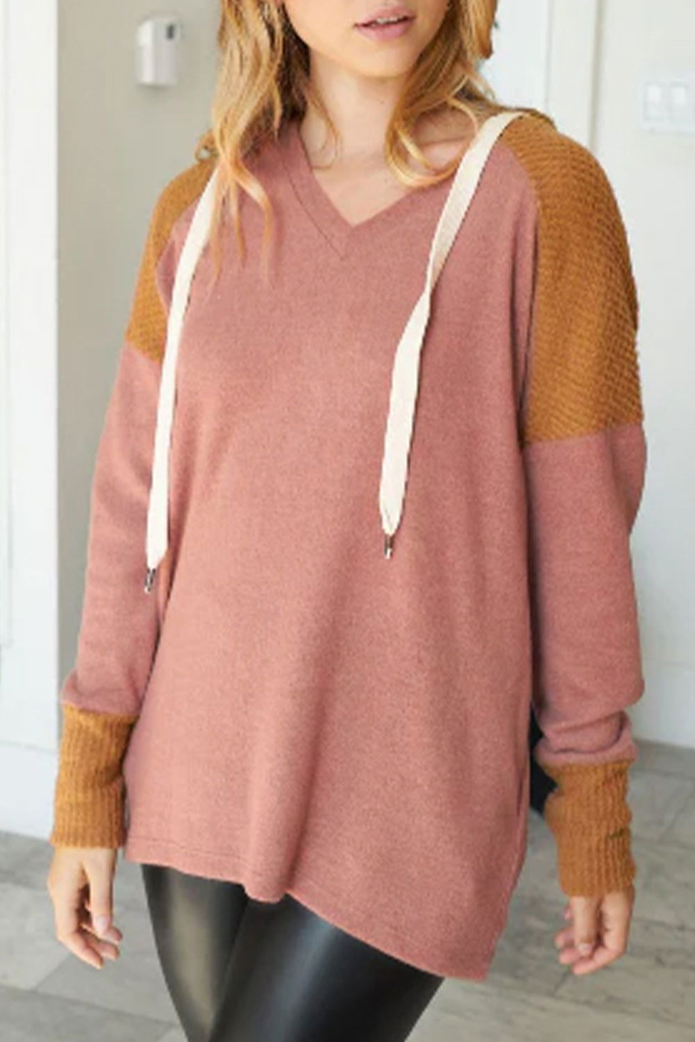 Brown Patchwork Casual Drawstring Tunic Hoodie - Vesteeto