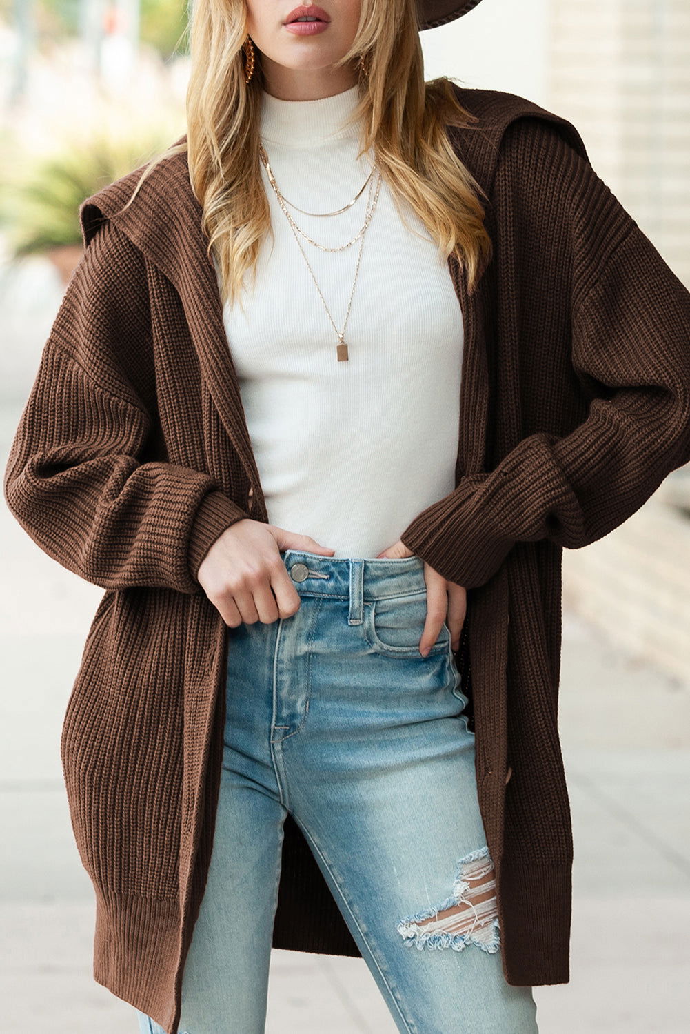 Brown Pocketed Button Up Chunky Knit Cardigan - Vesteeto