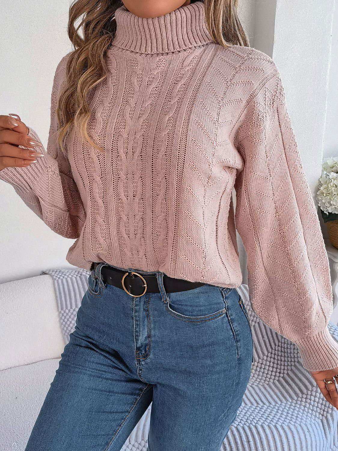 Cable-Knit Turtleneck Sweater - Vesteeto