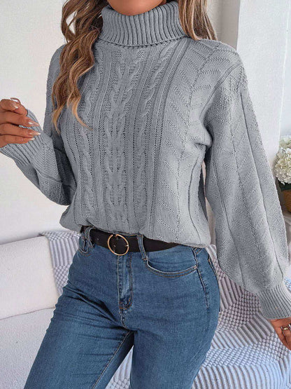 Cable-Knit Turtleneck Sweater - Vesteeto