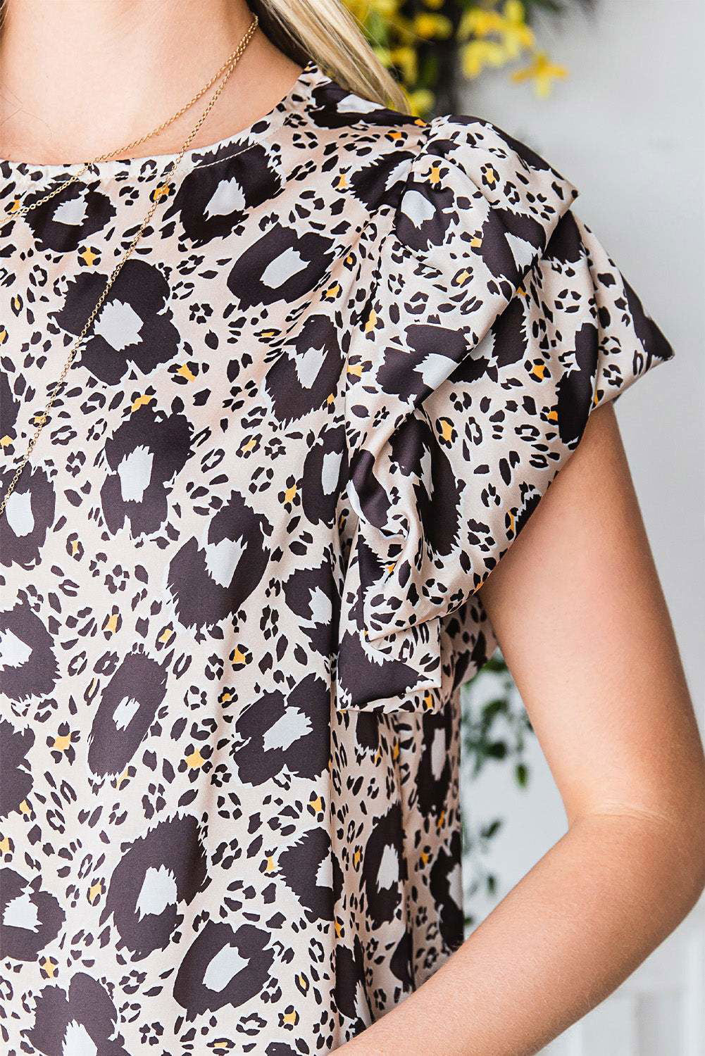 Cheetah Print Casual Short Sleeve Blouse for Women - Vesteeto