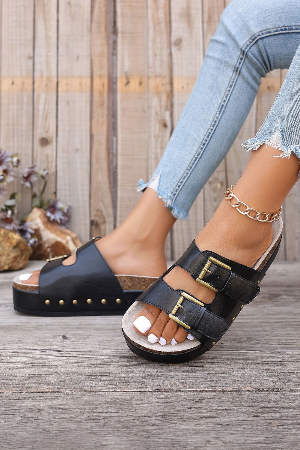 Chestnut Dual Buckle Studded Vintage Platform Slides Shoes - Vesteeto