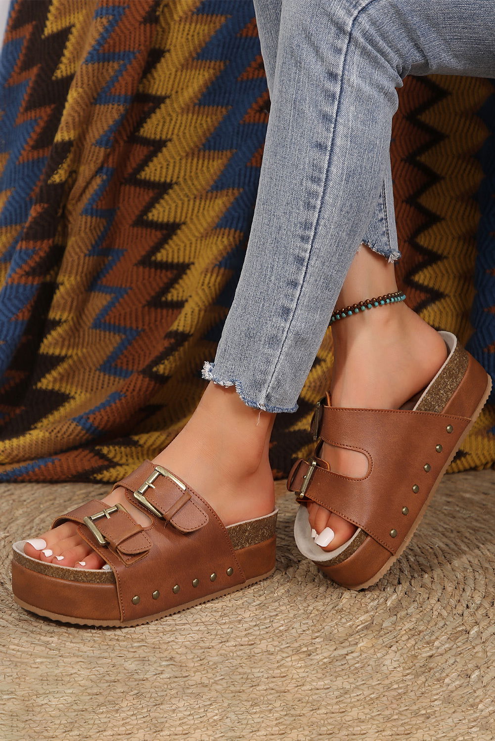 Chestnut Dual Buckle Studded Vintage Platform Slides Shoes - Vesteeto