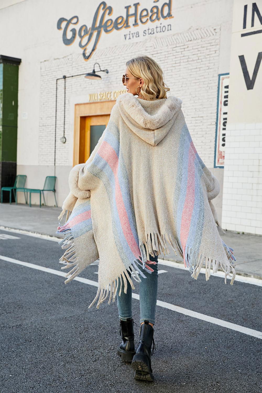 Color Block Fringe Detail Poncho - Vesteeto