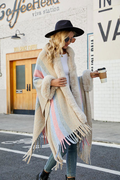 Color Block Fringe Detail Poncho - Vesteeto