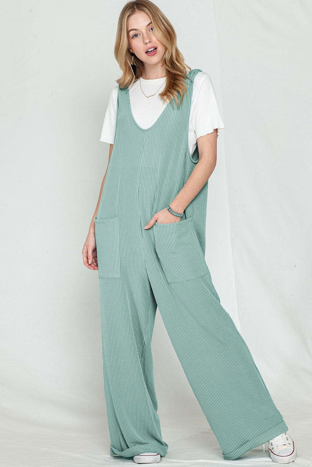 Dark Grey Pockets Oversized Ribbed Wide Leg Jumpsuit - Vesteeto