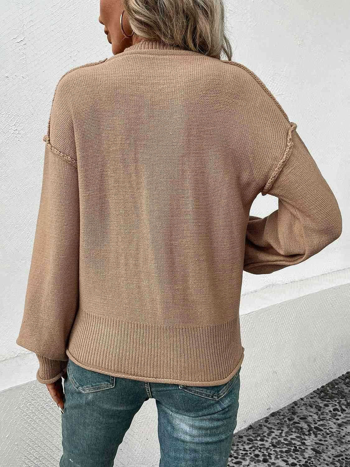 Exposed Seam Round Neck Sweater - Vesteeto