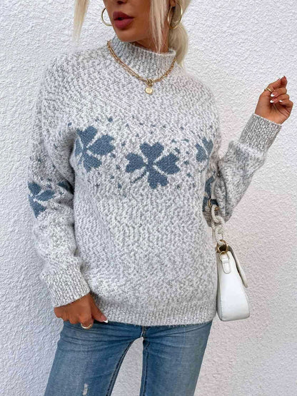 Four Leaf Clover Mock Neck Sweater - Vesteeto