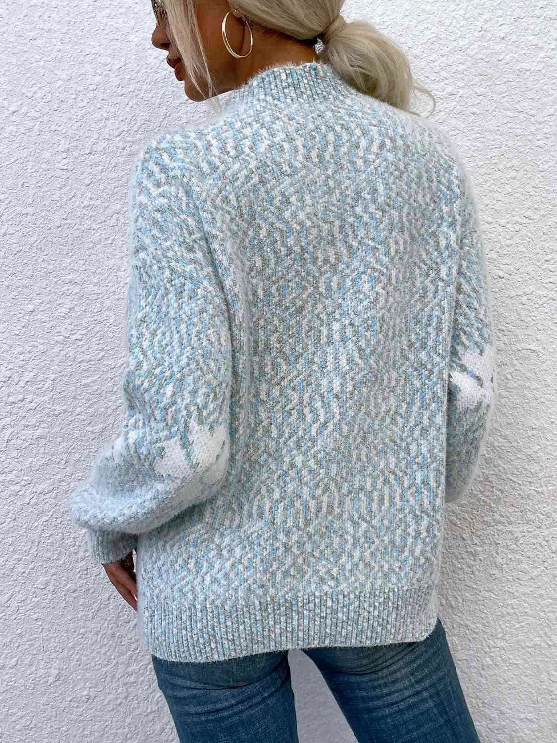 Four Leaf Clover Mock Neck Sweater - Vesteeto