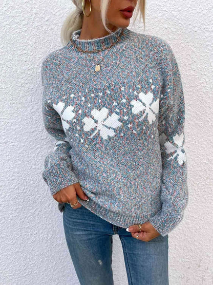 Four Leaf Clover Mock Neck Sweater - Vesteeto