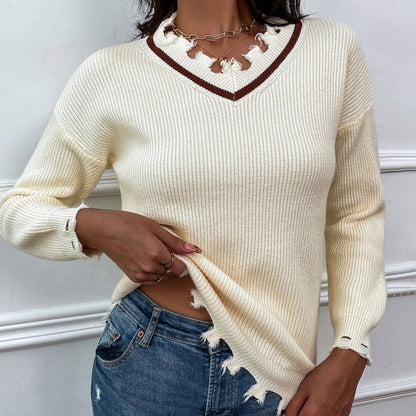 Frayed Detail V-Neck Sweater - Vesteeto