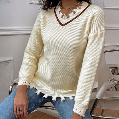 Frayed Detail V-Neck Sweater - Vesteeto