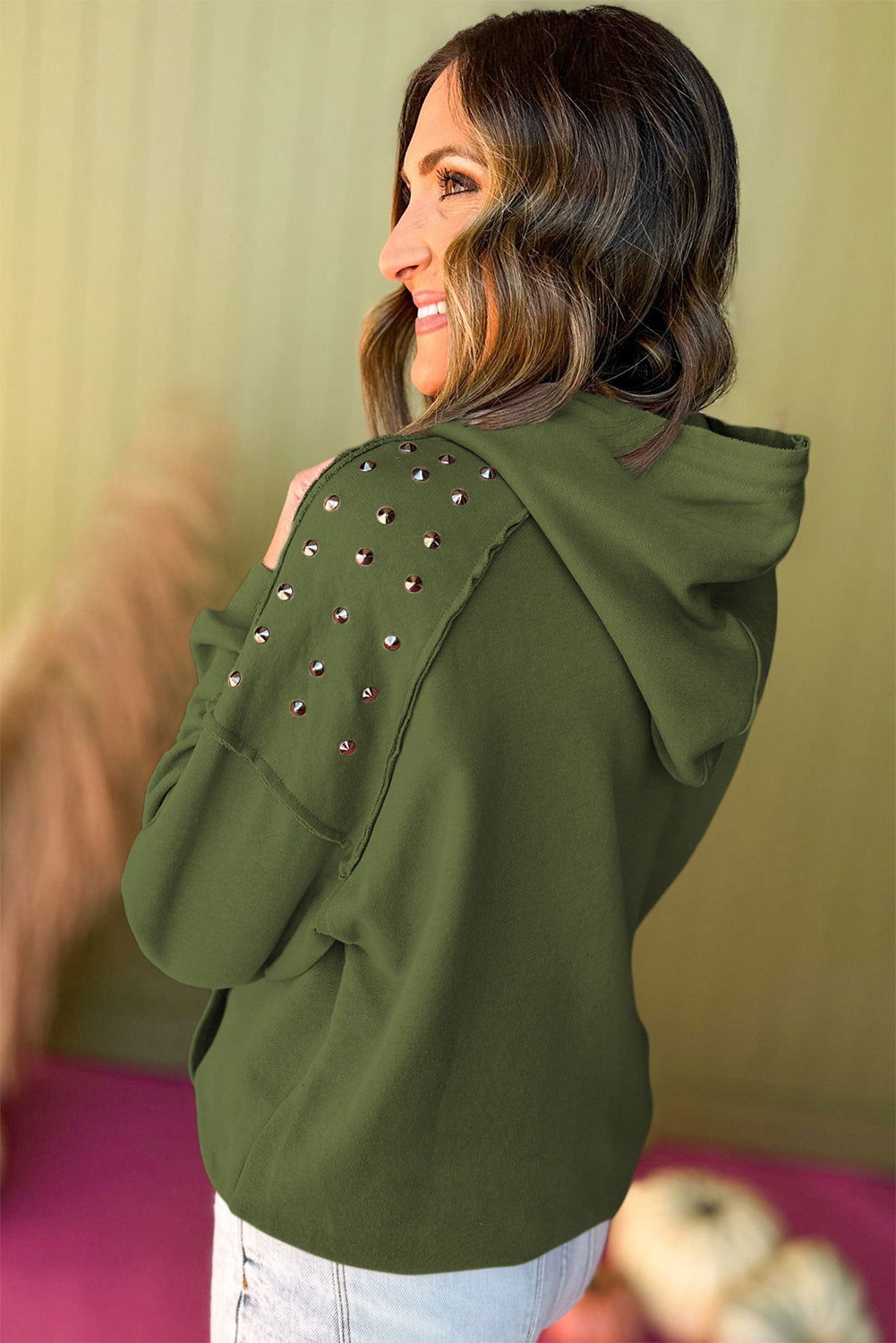 Fushia Stud Detail Kangaroo Pocket Hoodie - Vesteeto