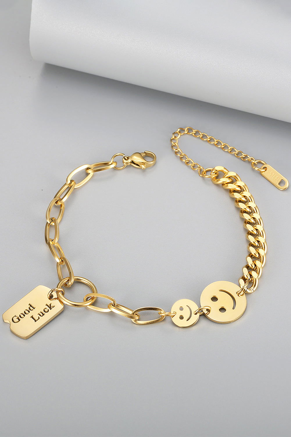 Gold Good Luck Smile Face Adjustable Chain Bracelet - Vesteeto