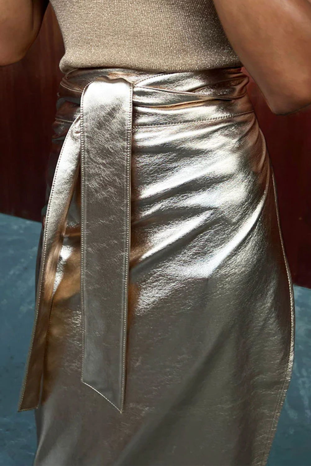 Gold Knotted Metallic Midi Skirt - Vesteeto