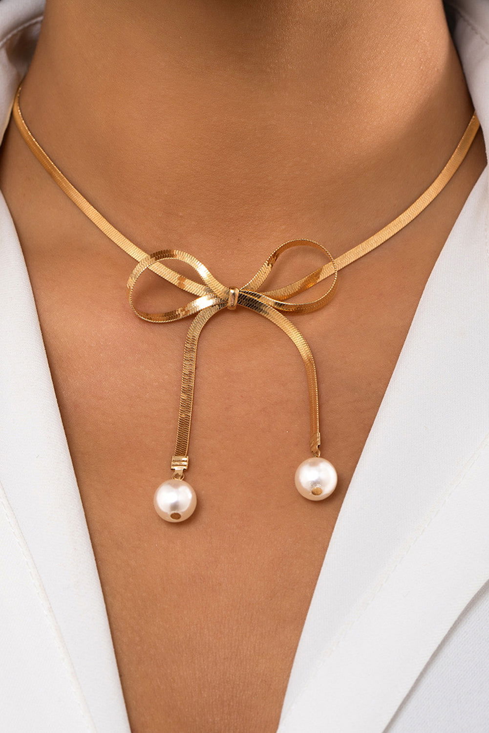 Gold Pearly Bow Collarbone Necklace - Vesteeto