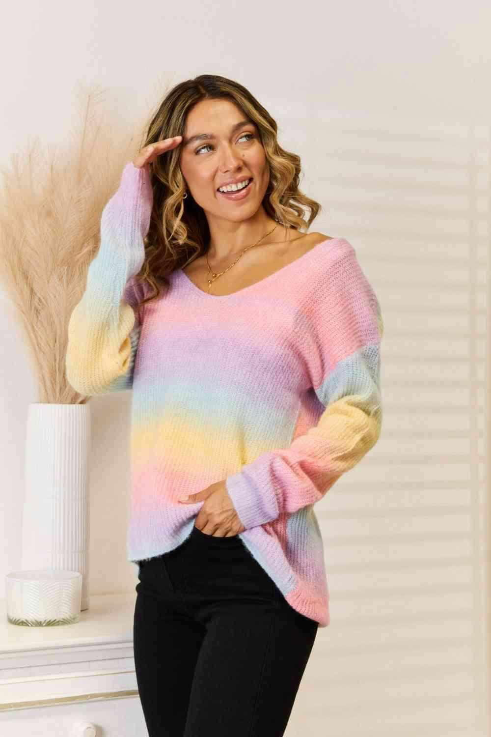 Gradient V-Neck Sweater - Vesteeto