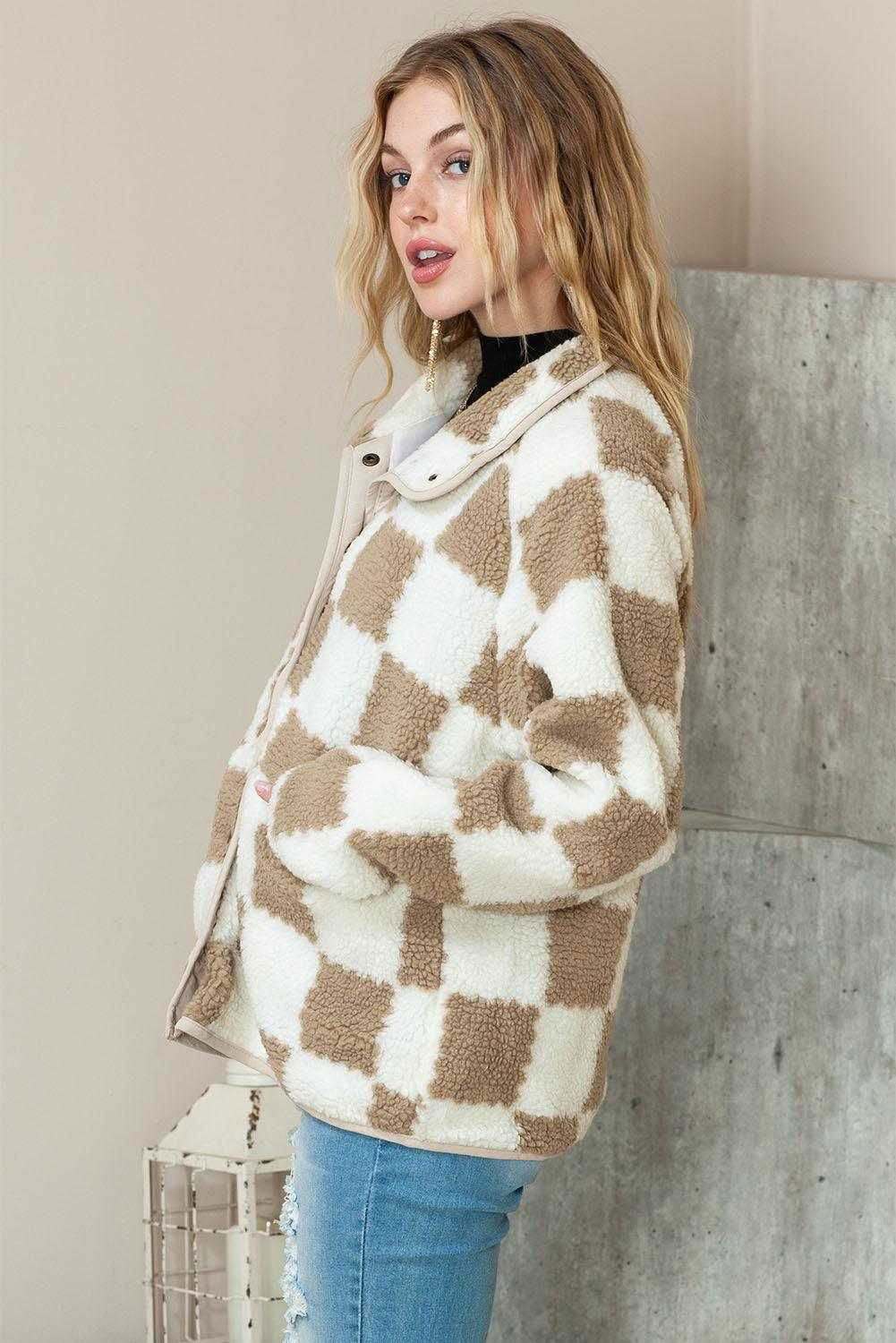 Graph Sherpa Jacket - Cozy Brown Checked Style for Winter 