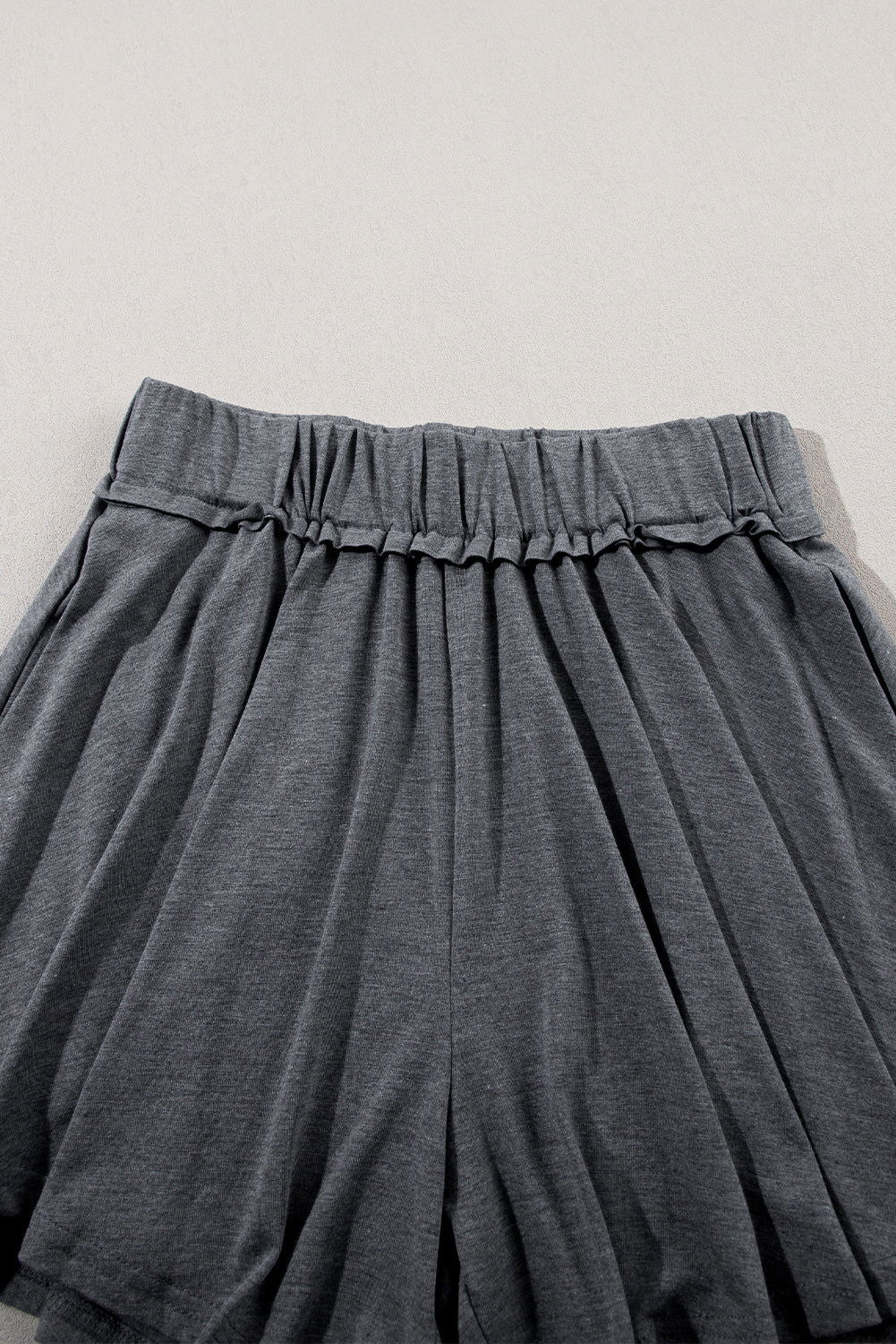 Gray Elastic Waist Side Pocket Culotte Shorts - Vesteeto