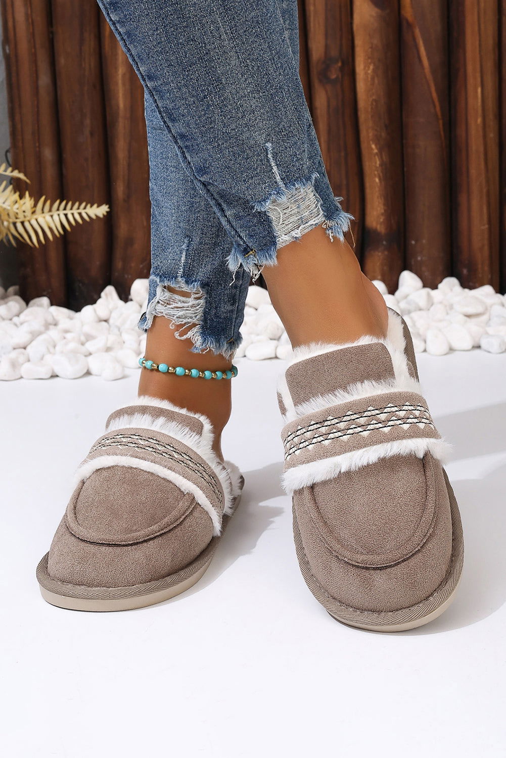 Gray Suede Wavy Striped Plush Lined Home Slippers - Vesteeto