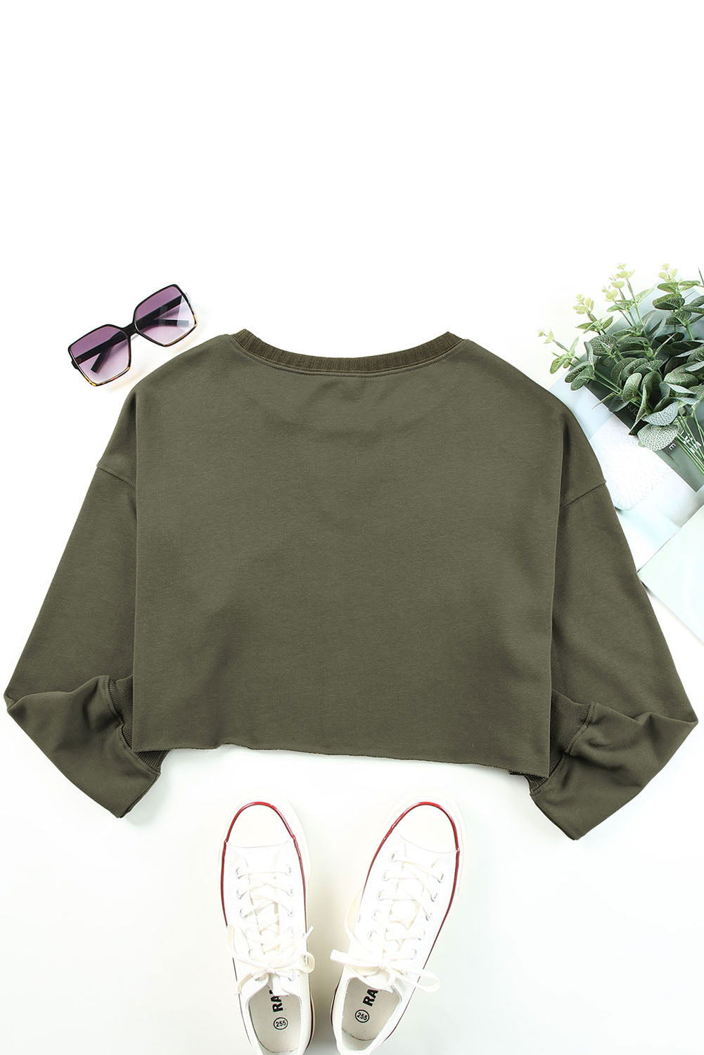 Green Casual Drop Shoulder Cropped Sweatshirt - Vesteeto