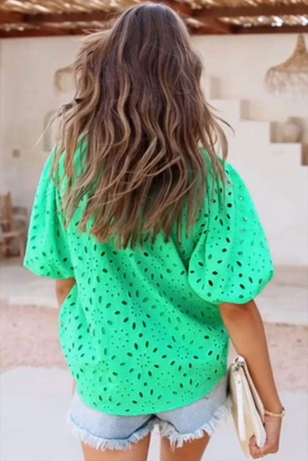 Green Flower Hollow-out Short Puff Sleeve Blouse - Vesteeto