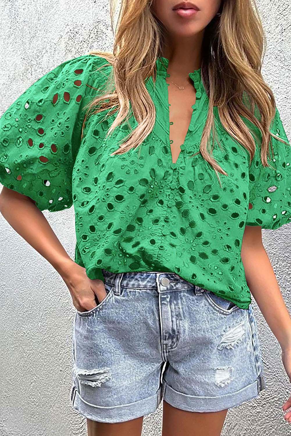 Green Flower Hollow-out Short Puff Sleeve Blouse - Vesteeto