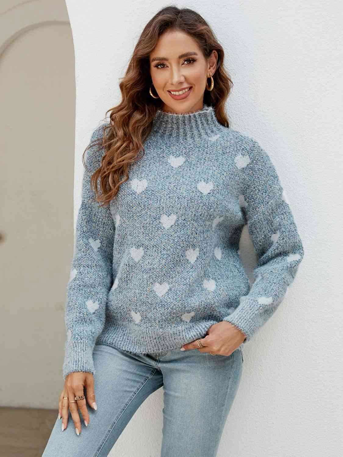 Heart Mock Neck Sweater - Vesteeto