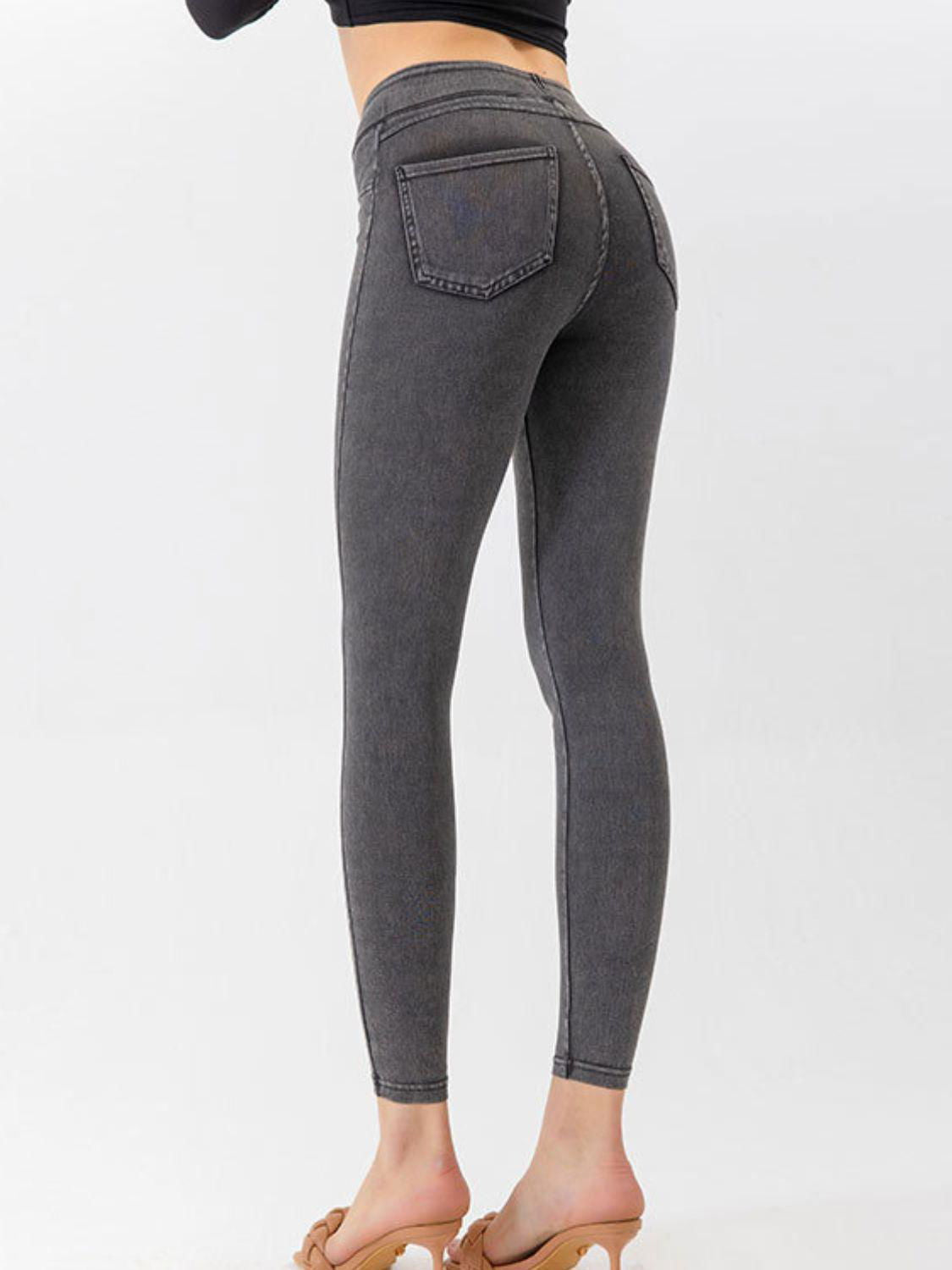 High Waist Cropped Jeans - Vesteeto