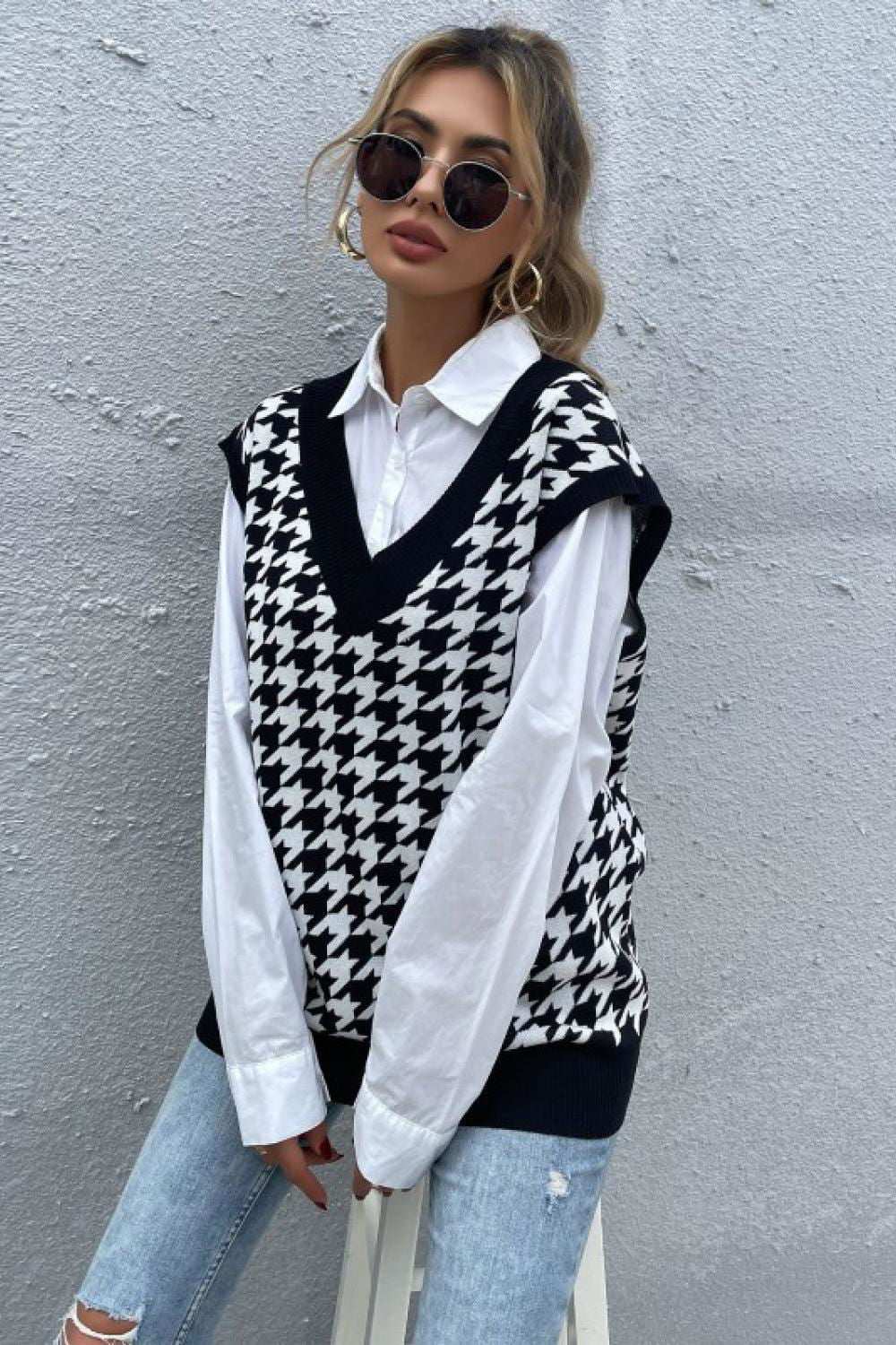 Houndstooth Ribbed V-Neck Sweater Vest - Vesteeto