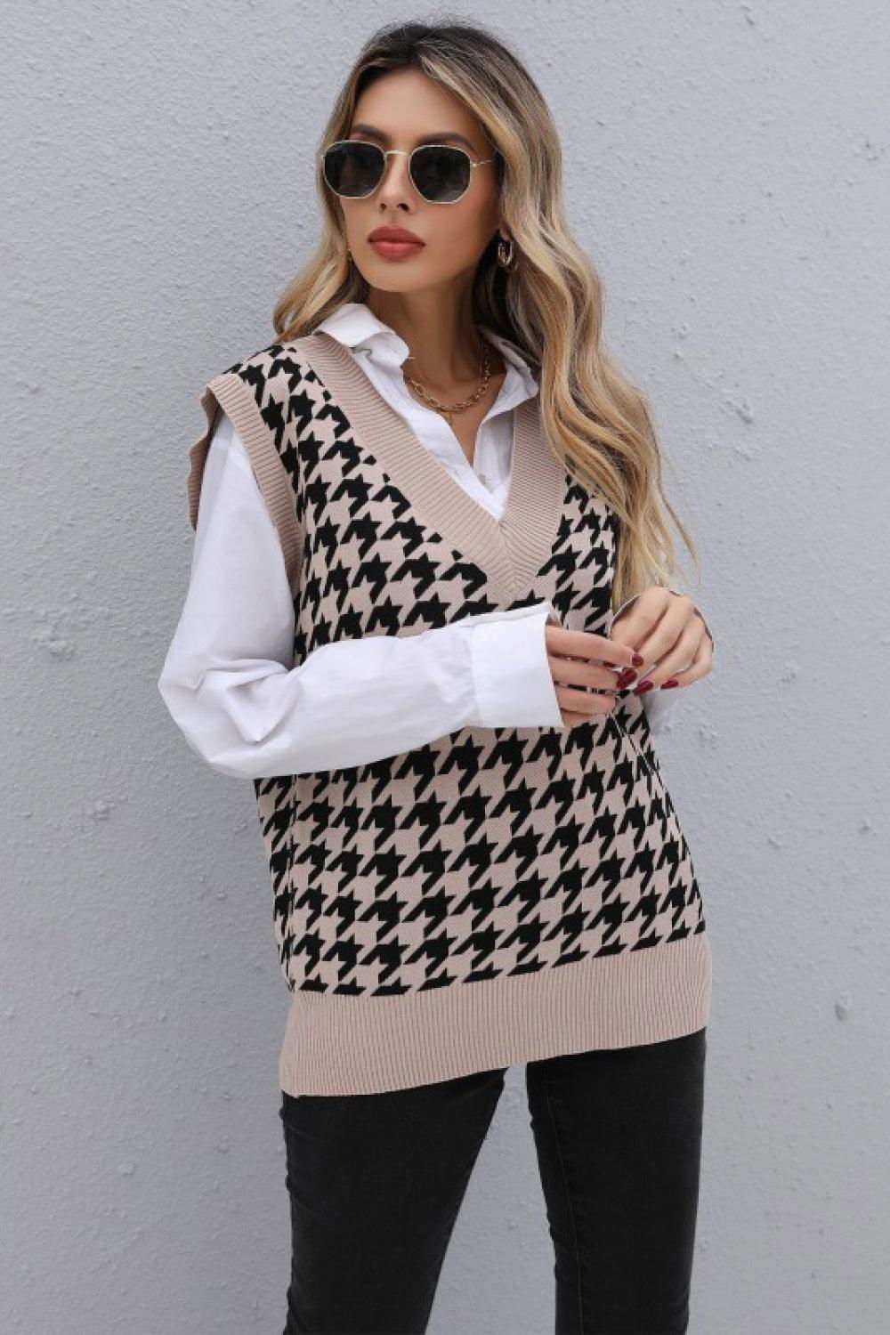 Houndstooth V-Neck Knit Vest - Vesteeto