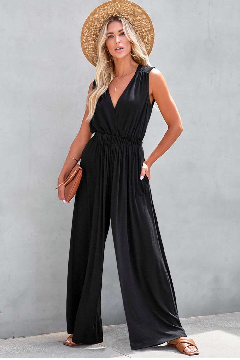 Jungle Green Deep V Pocketed Pleated Wide Leg Jumpsuit - Vesteeto