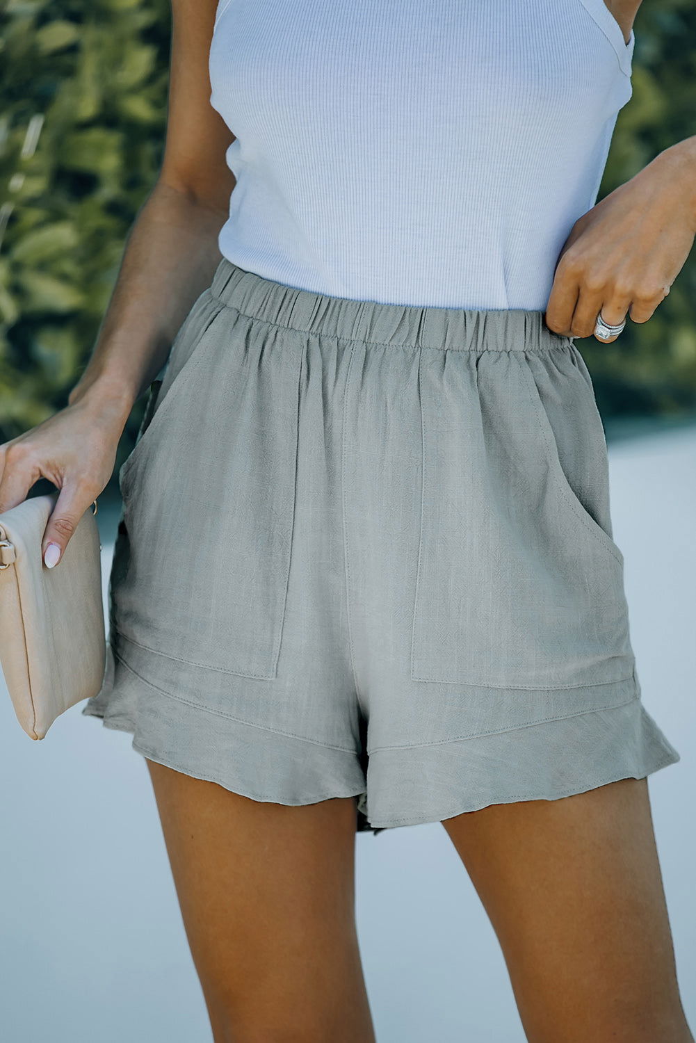 Khaki Casual Pocketed Ruffle High Waist Shorts - Vesteeto