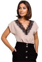 Lace V Blouse - Vesteeto