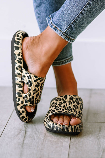 Leopard Cloud Slides Thick Flat Slides Shoes - Vesteeto