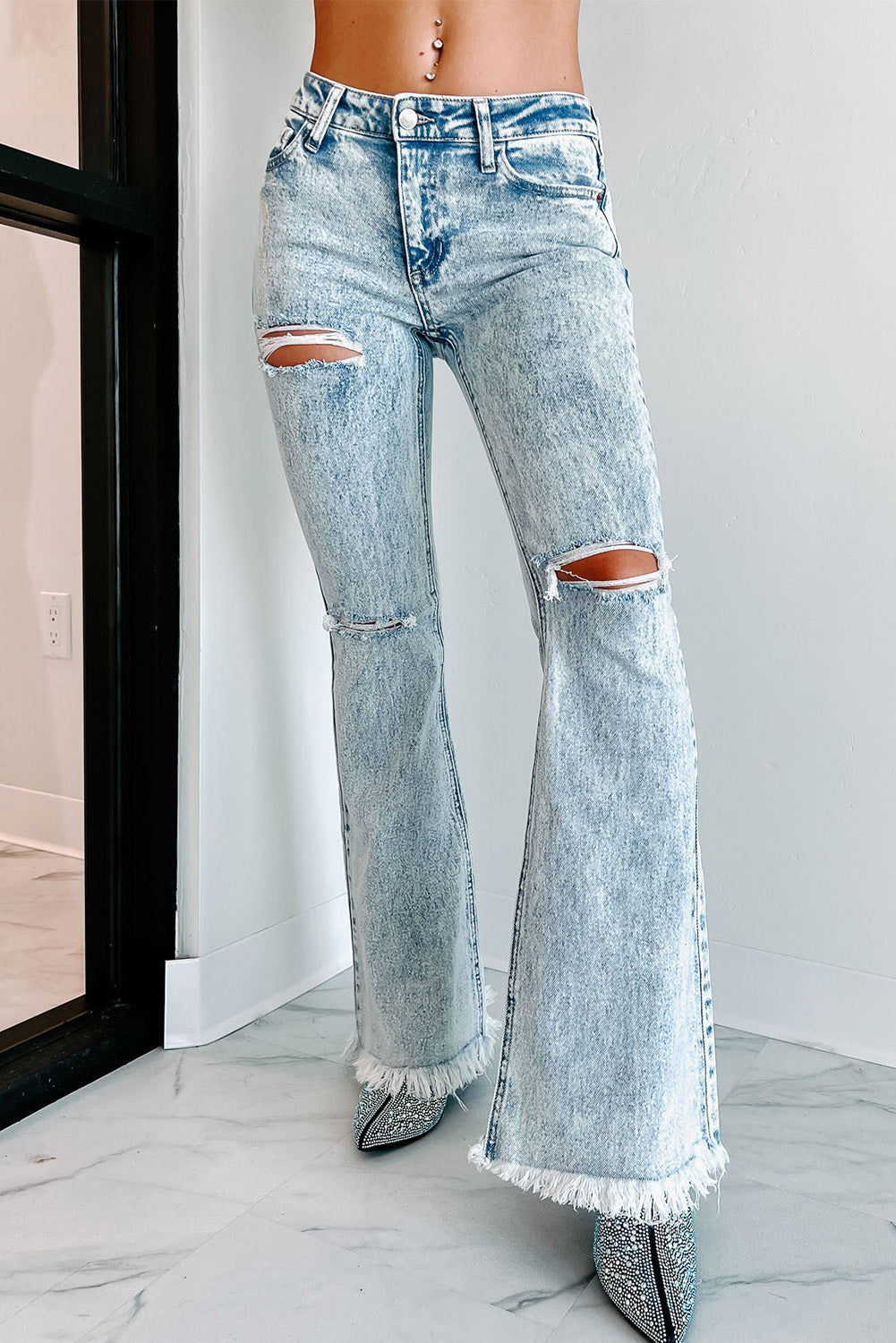 Light Blue Casual Distressed Washed Flare Jeans - Vesteeto