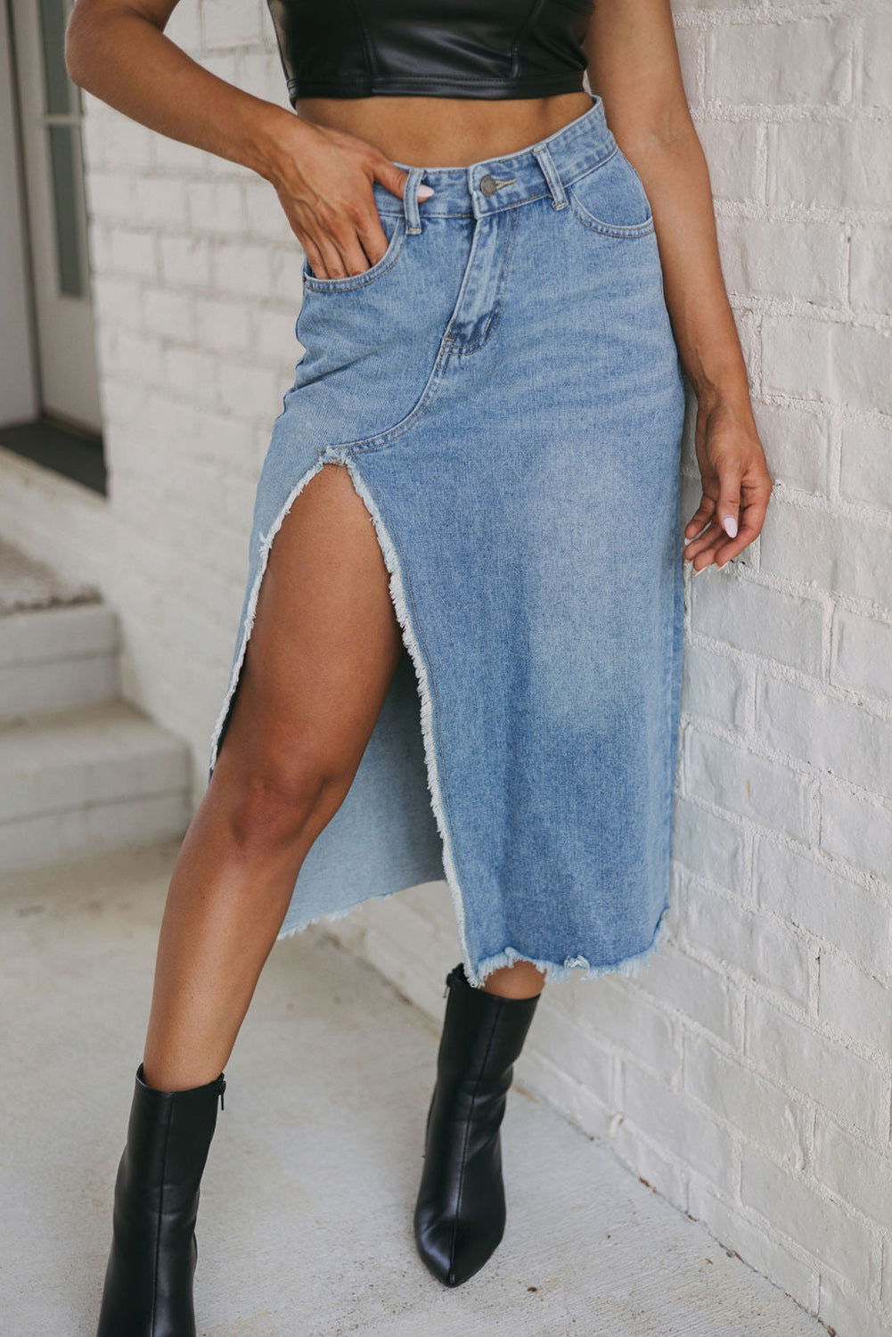 Light Blue Frayed Slit Asymmetric Denim Midi Skirt - Vesteeto