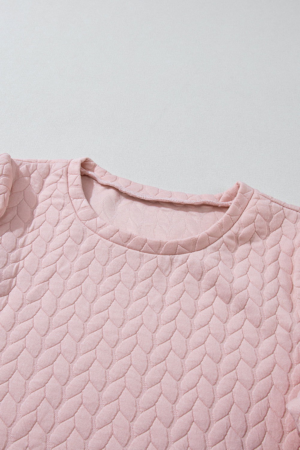 Light Pink Quilted Puff Sleeve Sweatshirt - Vesteeto