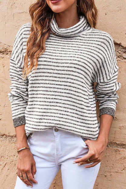 Mara Loose Neck Sweater - Vesteeto