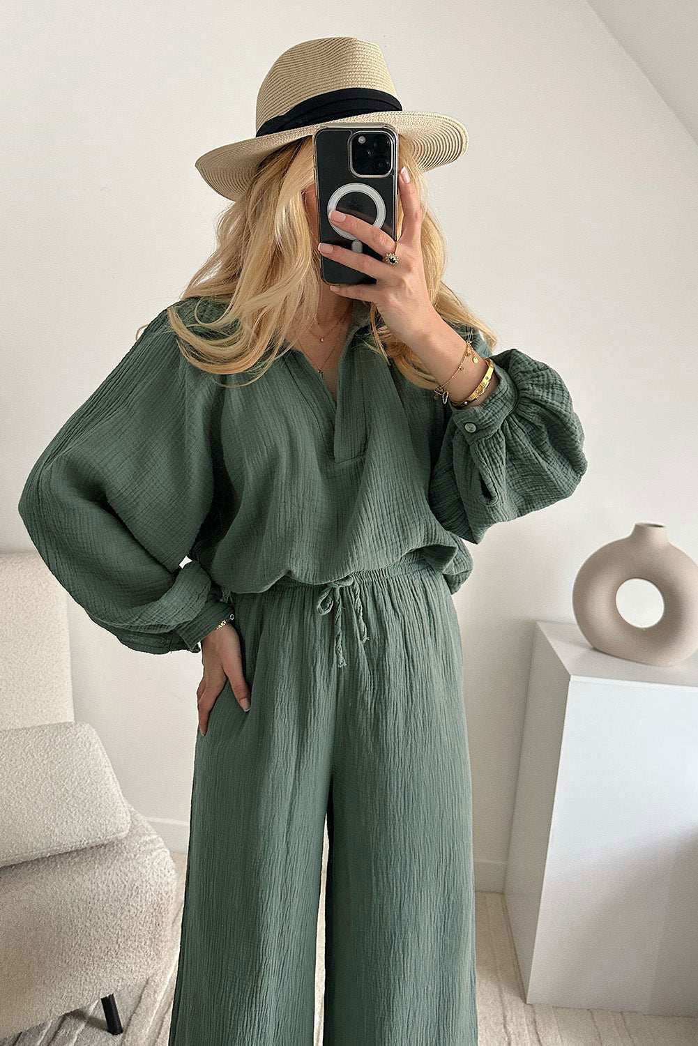 Mist Green Crinkle Split Neck Top Loose Drawstring Pants Set - Vesteeto