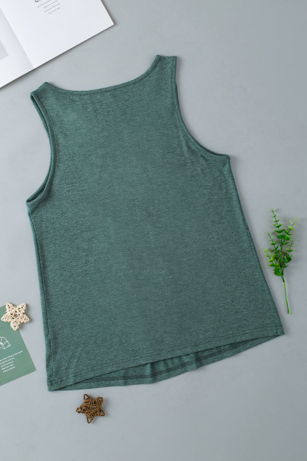 Mist Green Solid Color V Neck Pleated Tank Top - Vesteeto