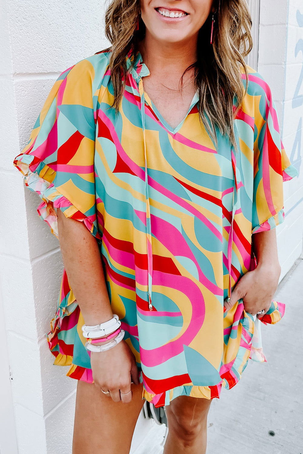 Multicolor Abstract Print Ruffle Trim Tunic Blouse - Vesteeto