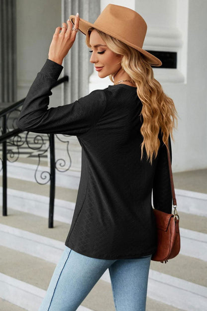 Notched Neck Long Sleeve Buttoned Blouse - Vesteeto