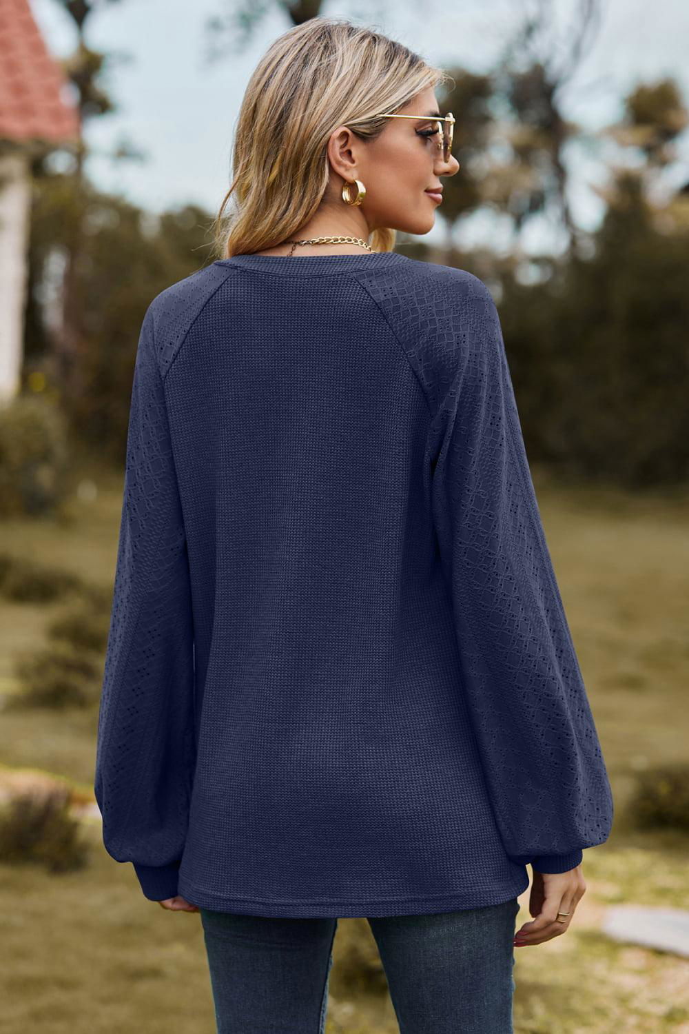 Notched Neck Raglan Sleeve Blouse - Vesteeto