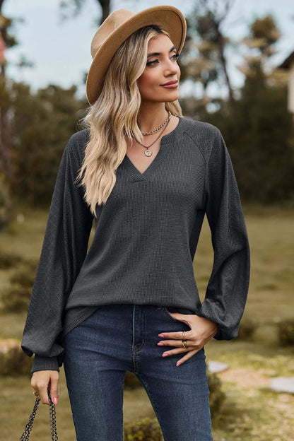 Notched Neck Raglan Sleeve Blouse - Vesteeto